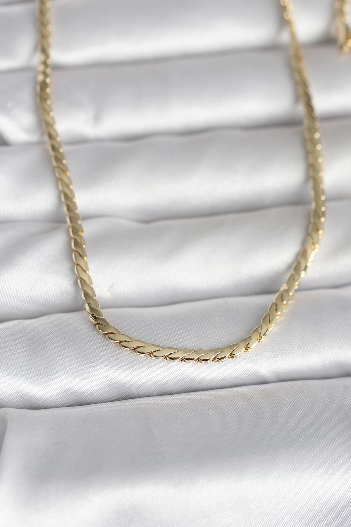14K Gold Renk Yassı Model 60 Kadın Kolye