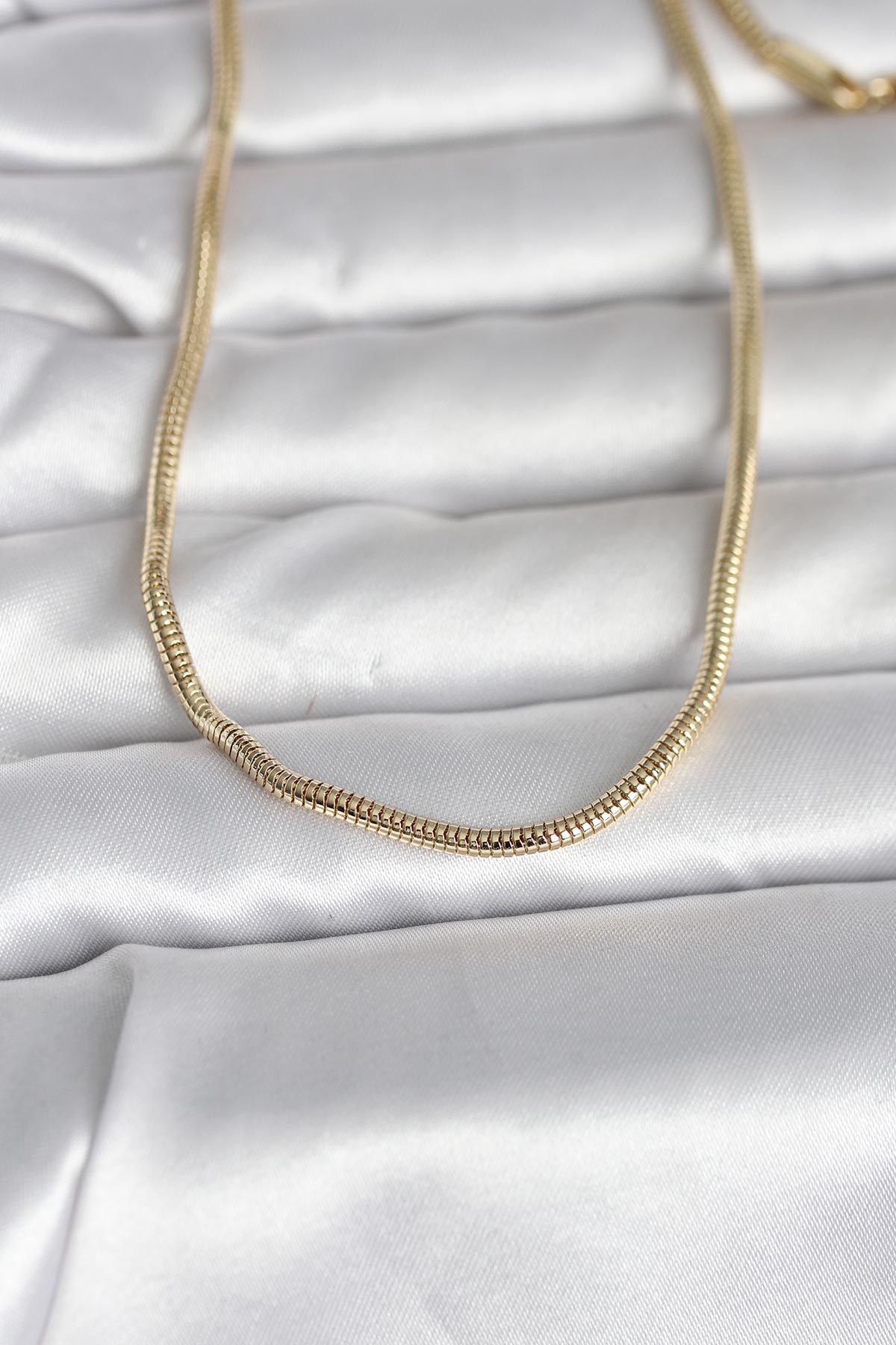 14K Gold Renk Yılan Zincir Model 60 Kadın Kolye