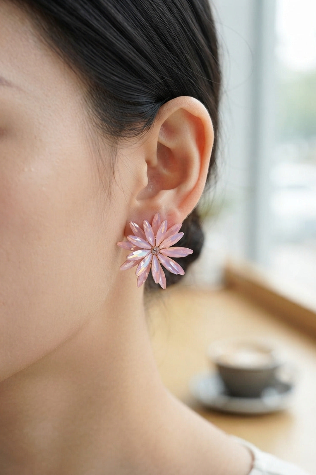 Lotus Pembe Renk Kristal Taşlı Küpe