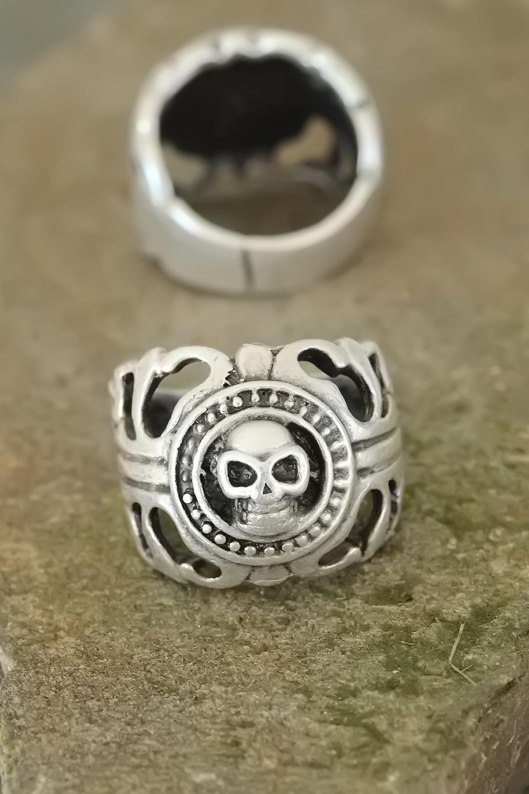 Ayarlanabilir Eskitme Gümüş Renk Metal Kuru Kafa Tasarım Erkek Yüzüğü