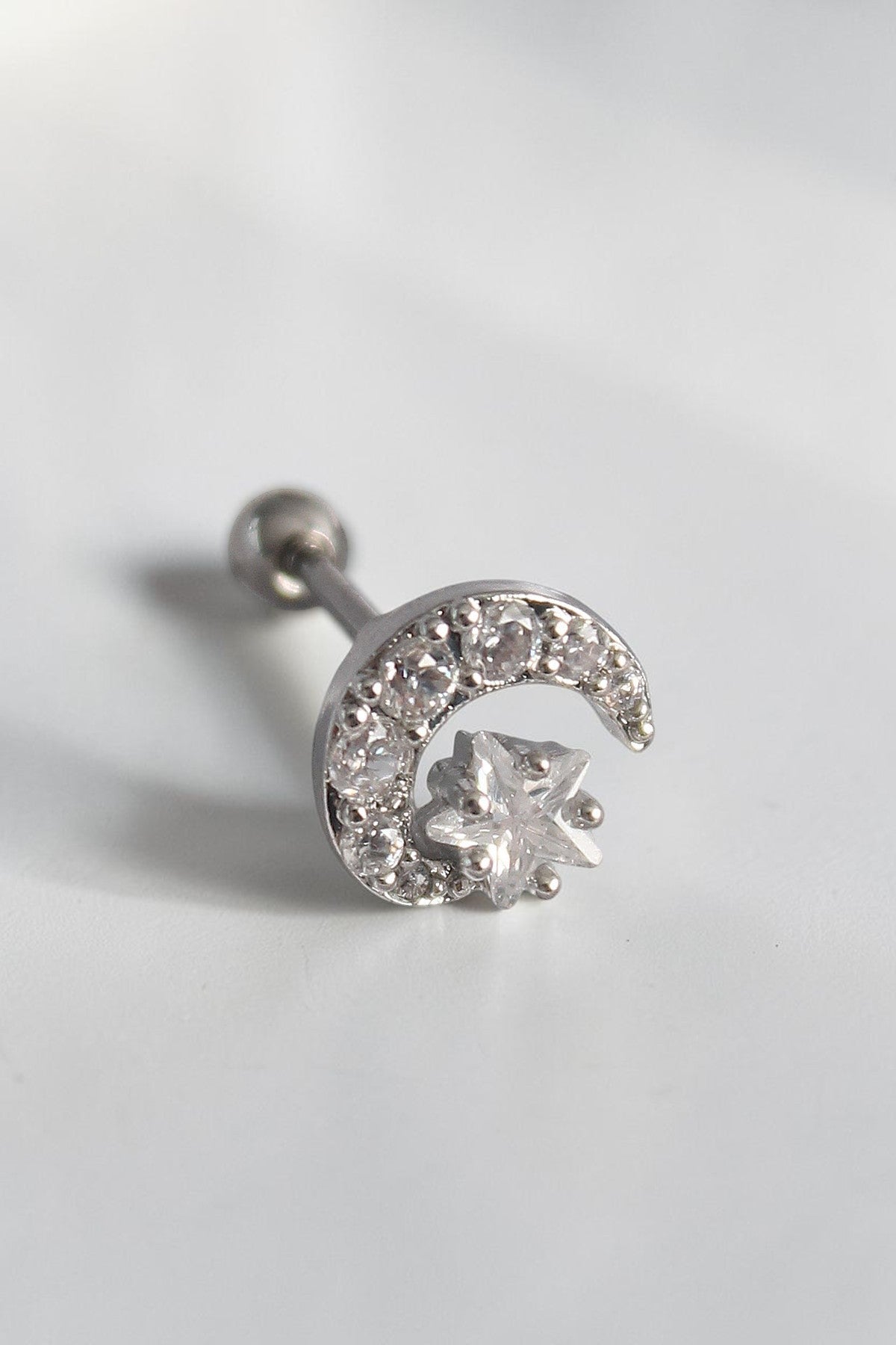 VORA HOUSE gümüş rengi zirkon taşlı ay yıldız figürlü paslanmaz çelik tragus piercing