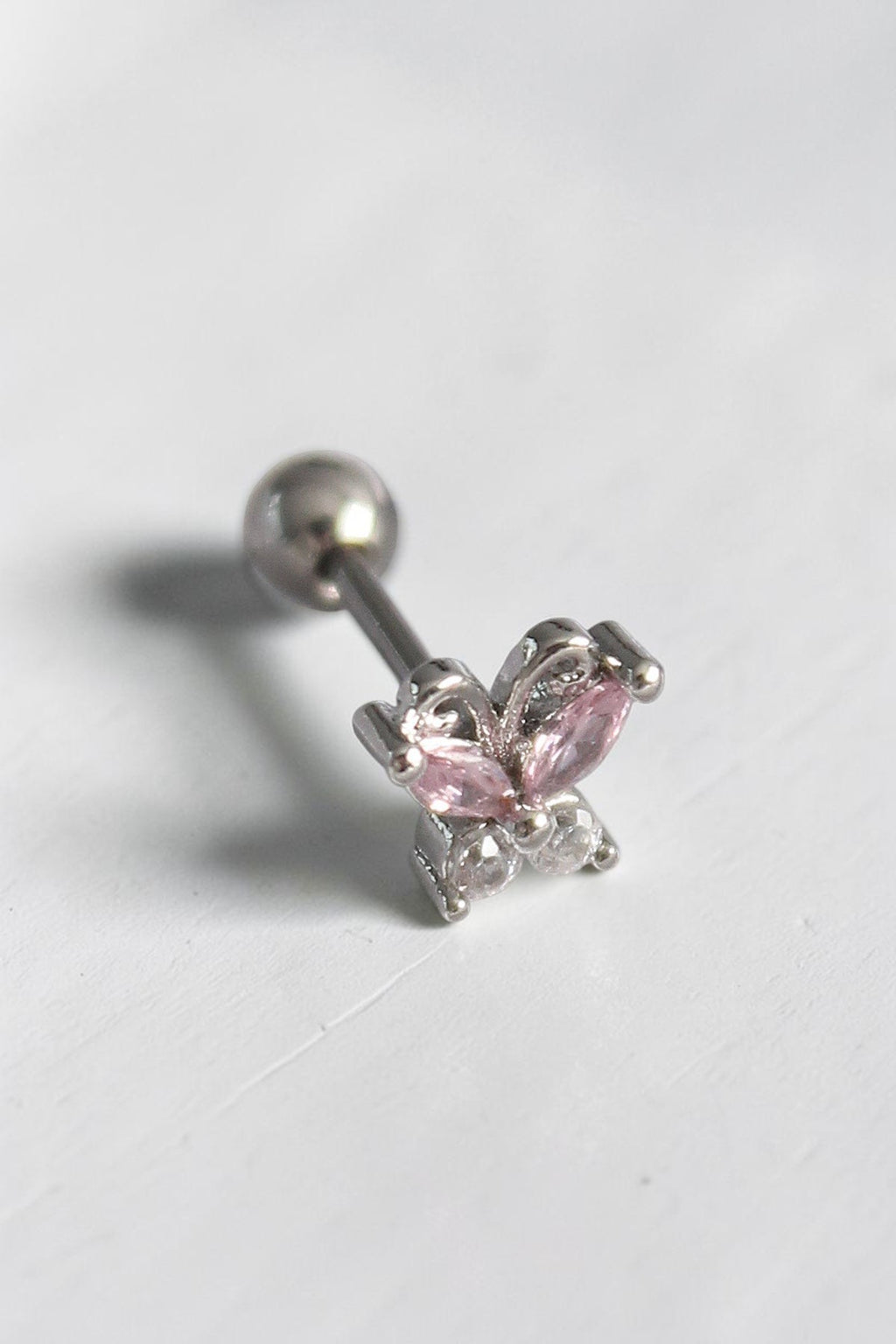 VORA HOUSE gümüş rengi paslanmaz çelik, pembe zirkon taşlı kelebek figürlü tragus piercing
